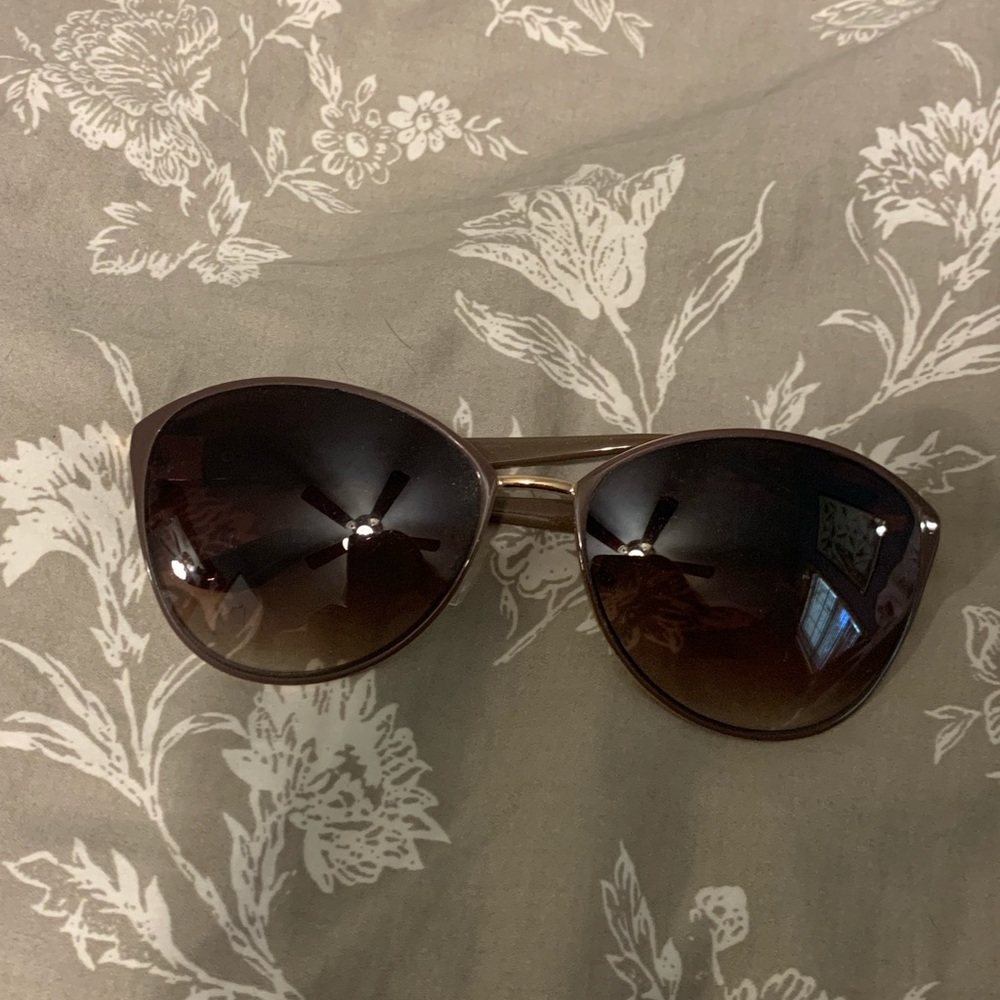Jessica Simpson Sunglasses